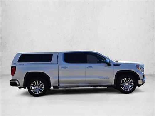 White Frost Tricoat 2021 GMC Sierra 1500 SLT
