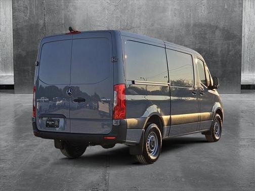 2025 Mercedes-Benz Sprinter 2500 Standard Roof