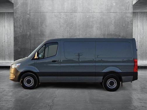 2025 Mercedes-Benz Sprinter 2500 Standard Roof