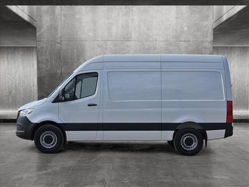 2025 Mercedes-Benz Sprinter 2500 Standard Roof