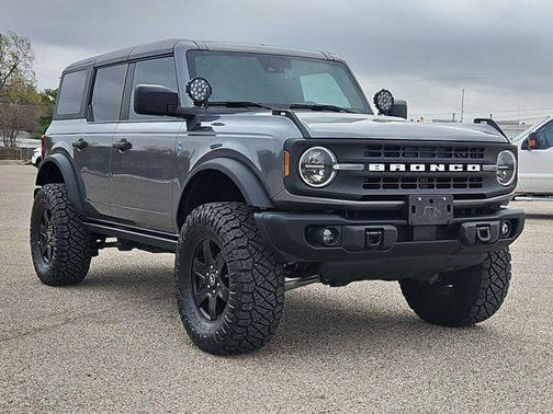 2024 Ford Bronco Black Diamond