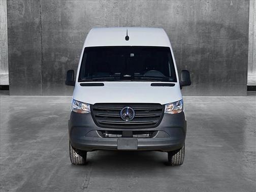 2025 Mercedes-Benz Sprinter 2500 Standard Roof