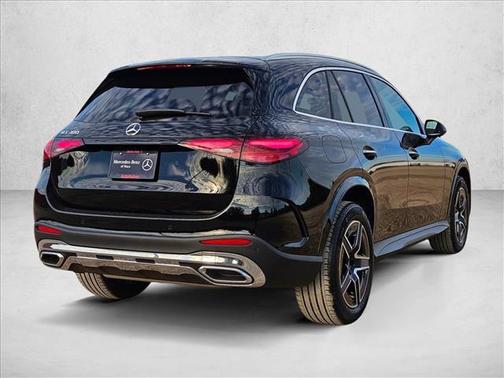 2026 Mercedes-Benz GLC 300 Base