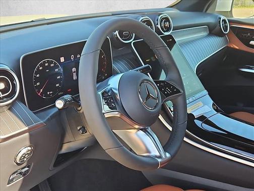 MANUFAKTUR Alpine Grey 2026 Mercedes-Benz GLC 300 Base