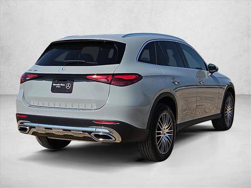 MANUFAKTUR Alpine Grey 2026 Mercedes-Benz GLC 300 Base