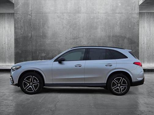 2025 Mercedes-Benz GLC 300 Base