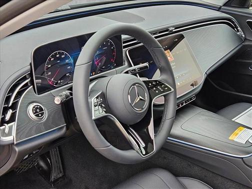 2025 Mercedes-Benz E-Class E 350