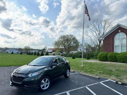 Green 2016 Honda HR-V LX