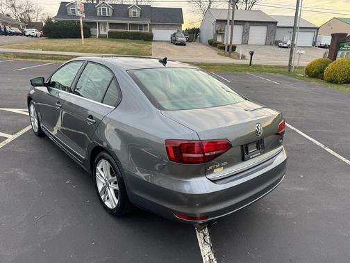 2017 Volkswagen Jetta 1.8T SEL