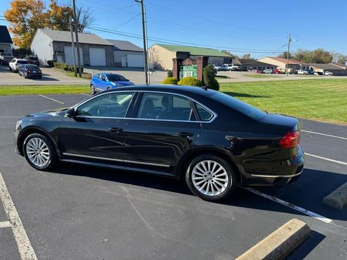 2016 Volkswagen Passat 1.8T SE