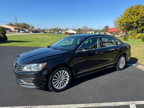 2016 Volkswagen Passat 1.8T SE