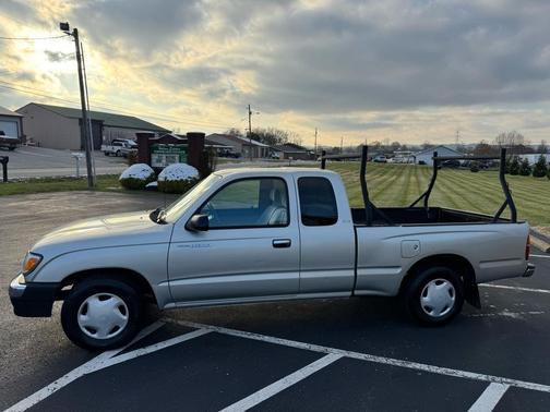 2000 Toyota Tacoma Xtracab