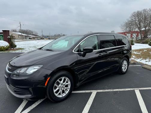 2018 Chrysler Pacifica LX