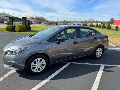 2021 Nissan Versa 1.6 S