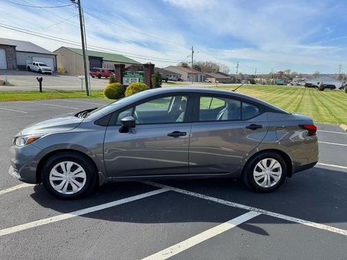 2021 Nissan Versa 1.6 S