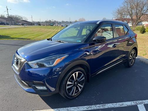 2019 Nissan Kicks SR