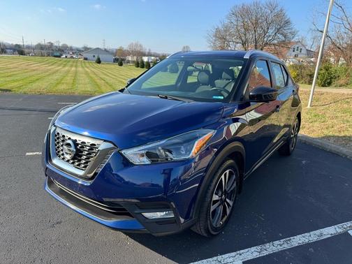 2019 Nissan Kicks SR
