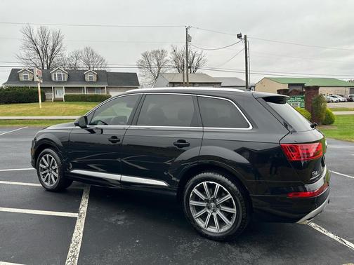 2017 Audi Q7 3.0T Premium