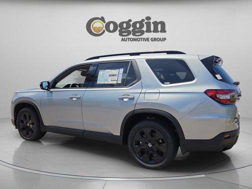 Solar Silver Metallic 2026 Honda Pilot Black Edition
