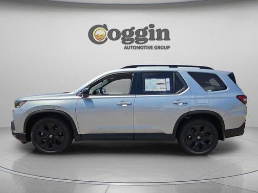 Solar Silver Metallic 2026 Honda Pilot Black Edition