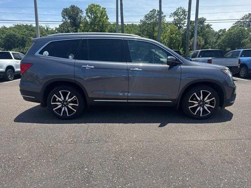 2022 Honda Pilot Touring 7-Passenger