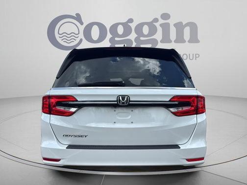 Lunar Silver Metallic 2021 Honda Odyssey EX-L