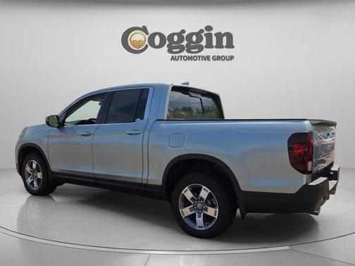 Solar Silver Metallic 2026 Honda Ridgeline RTL
