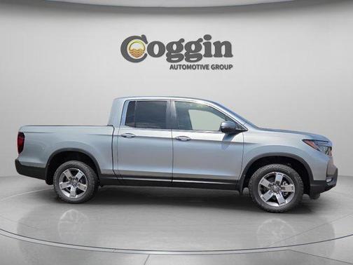 Solar Silver Metallic 2026 Honda Ridgeline RTL