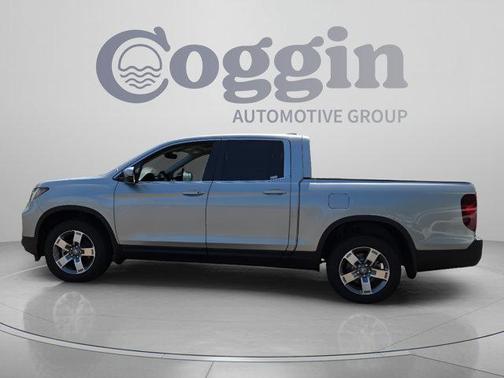 Solar Silver Metallic 2026 Honda Ridgeline RTL