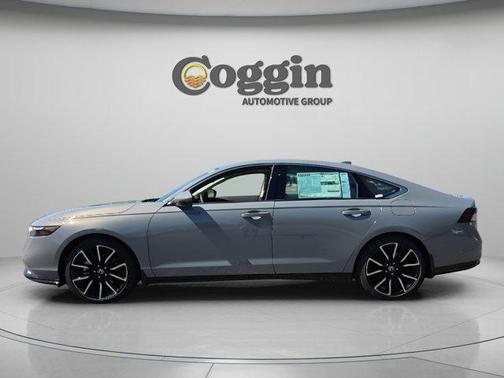 Urban Gray Pearl 2026 Honda Accord Hybrid Touring