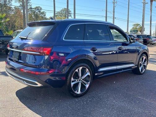 2021 Audi Q7 55 Prestige