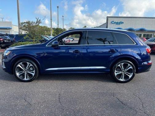 2021 Audi Q7 55 Prestige