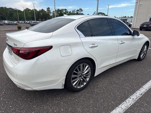 2024 INFINITI Q50 LUXE