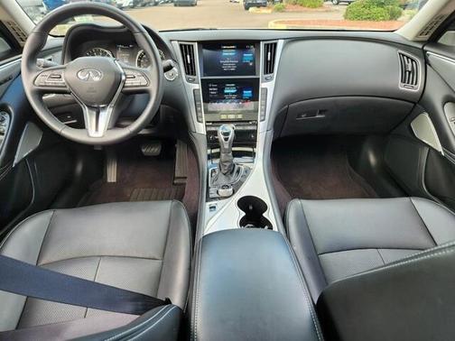 2024 INFINITI Q50 LUXE