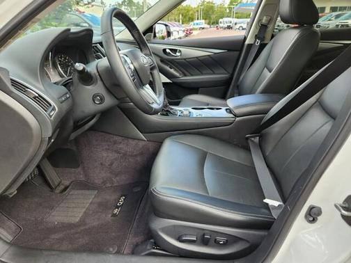 2024 INFINITI Q50 LUXE