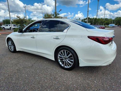 2024 INFINITI Q50 LUXE