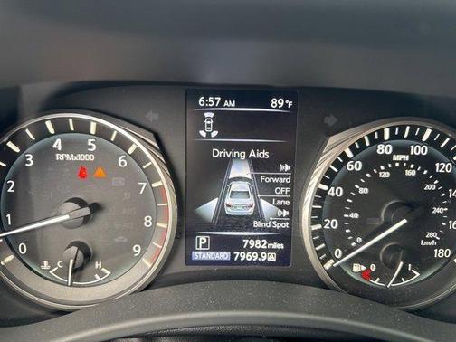 2024 INFINITI Q50 LUXE
