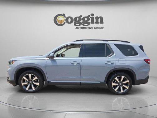 Sonic Gray Pearl 2025 Honda Pilot Touring