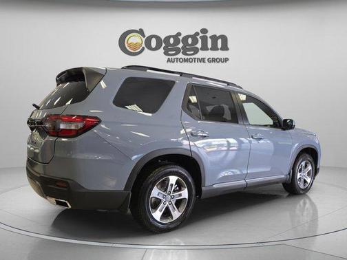Sonic Gray Pearl 2026 Honda Pilot EX-L