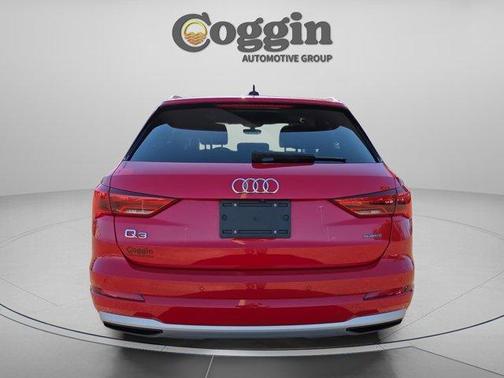 2022 Audi Q3 40 Premium