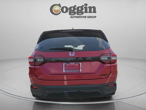 Radiant Red Metallic II 2026 Honda Pilot Sport