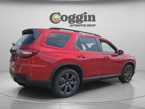 Radiant Red Metallic II 2026 Honda Pilot Sport