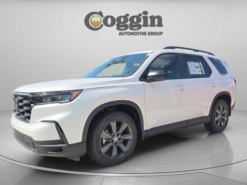 Platinum White Pearl 2025 Honda Pilot Sport
