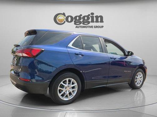 Blue Glow Metallic 2023 Chevrolet Equinox 1LT
