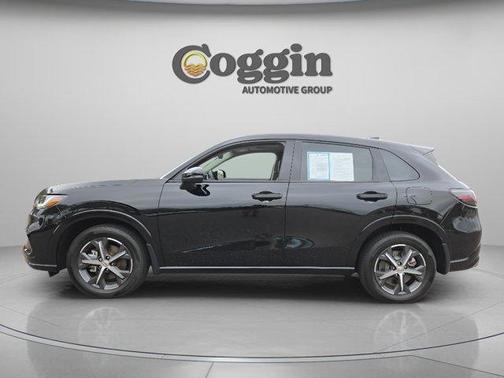 Crystal Black Pearl 2025 Honda HR-V EX-L