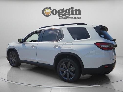Platinum White Pearl 2026 Honda Pilot Sport