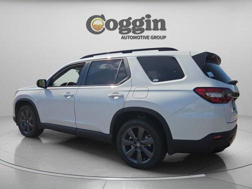 Platinum White Pearl 2026 Honda Pilot Sport