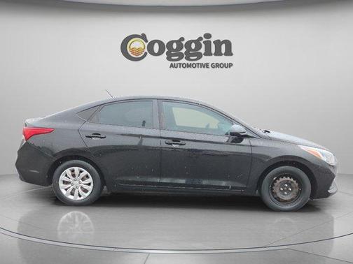 2018 Hyundai Accent SE