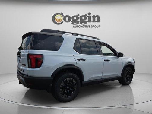 Platinum White Pearl 2026 Honda Passport TrailSport Elite