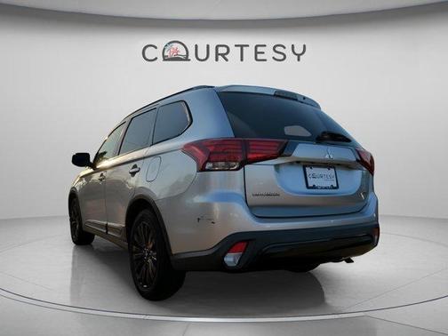 Mercury Gray Metallic 2020 Mitsubishi Outlander SEL